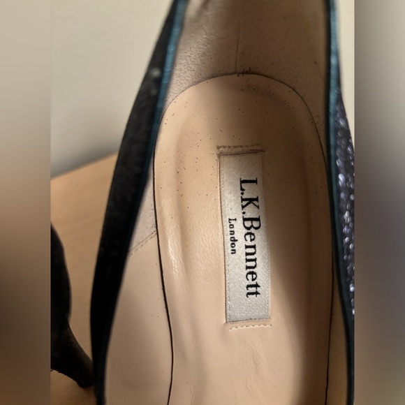 LK Bennett navy round toe platform stardust sparkle pumps, size 8.5 - Picture 2 of 4